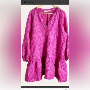 RTR. Uniquely detailed fabric.